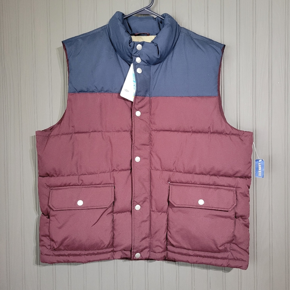 NWT Old Navy Puffer Vest Full Zip Snap Close Water Resistant Blue Red Men’s 2XL